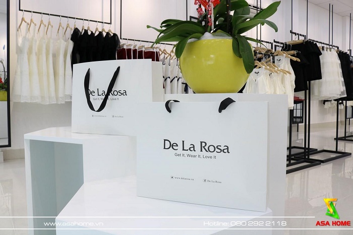 Thiết kế - thi công shop thời trang De La Rosa trẻ trung hiện đại - Shop thời trang nữ tại Thủ Đức
